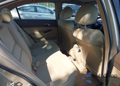 2008 Honda Civic Lx z USA, uszkodzony, nr VIN 1HGFA16558L080827